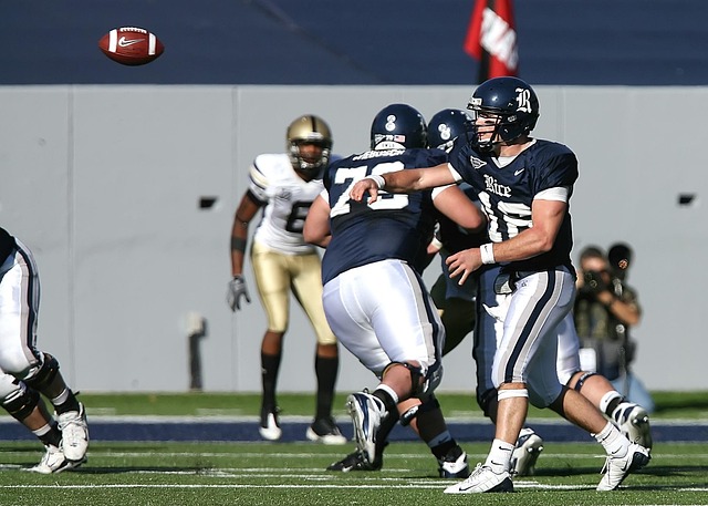 级的足球俱 级的足球俱